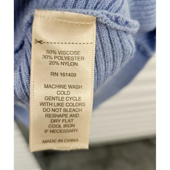 Greige Ribbed Dolman Sweater Womens Size L Side Buttons Long Sleeves Light Blue - Picture 7 of 7